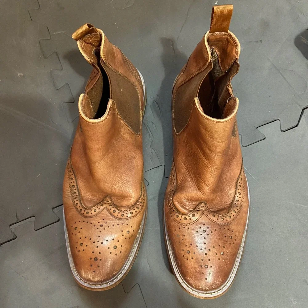 Florsheim Wingtip Chelsea Boots Leather Brogue Brown 9M office classic old money